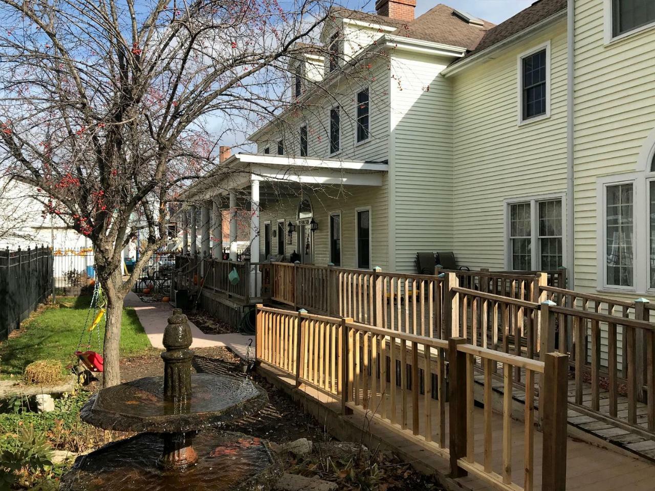Andor Wenneson Historic Inn Peterson المظهر الخارجي الصورة
