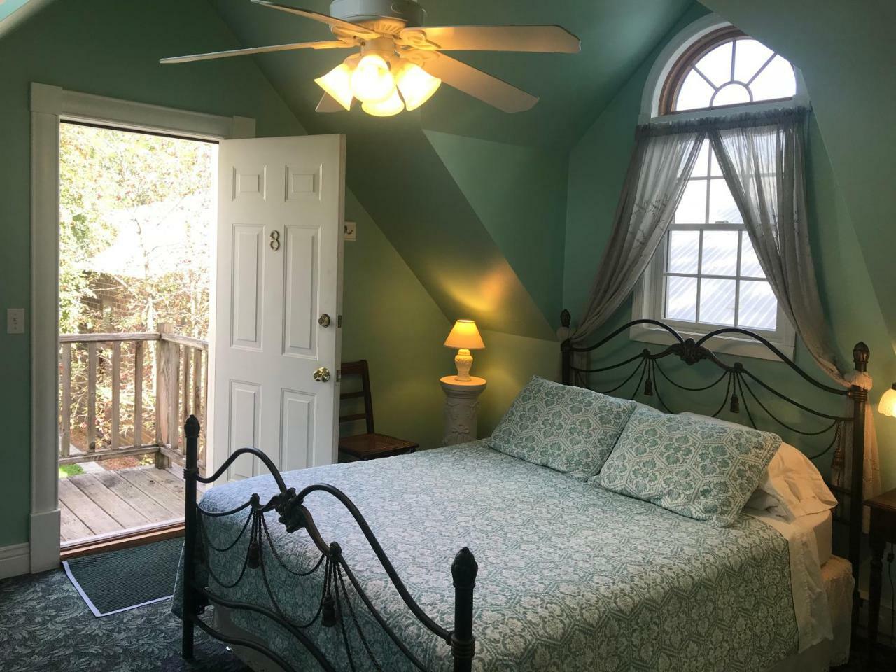 Andor Wenneson Historic Inn Peterson المظهر الخارجي الصورة