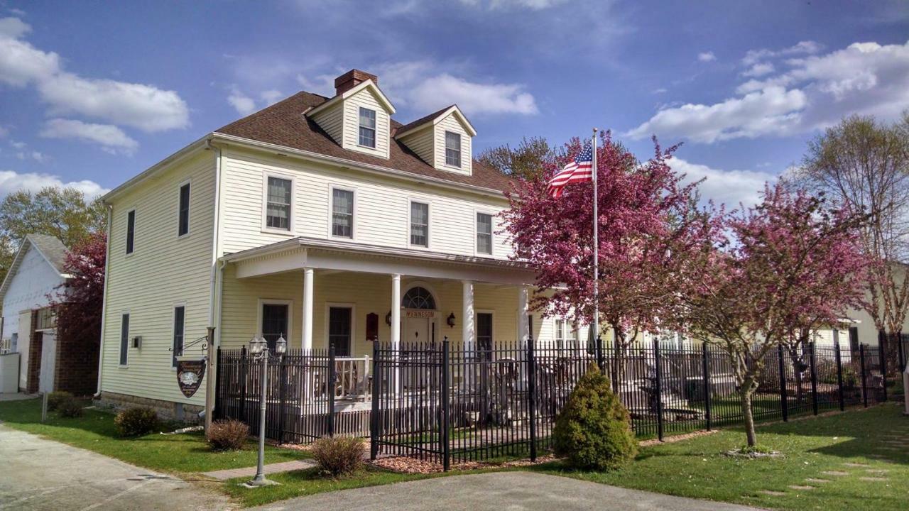 Andor Wenneson Historic Inn Peterson المظهر الخارجي الصورة